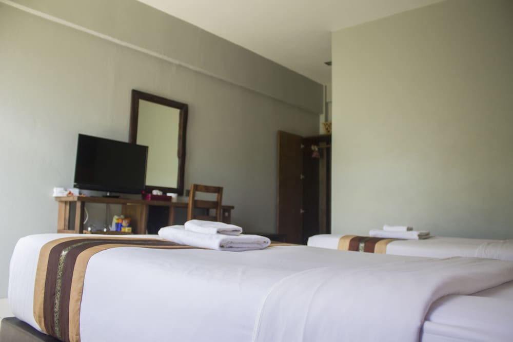 heuan pak dee hostel at gallery