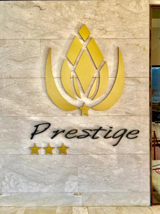 prestige hotel