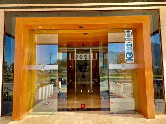 prestige hotel