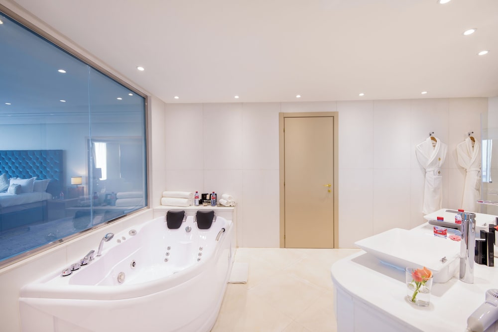 doubletree by hilton casablanca city centre
