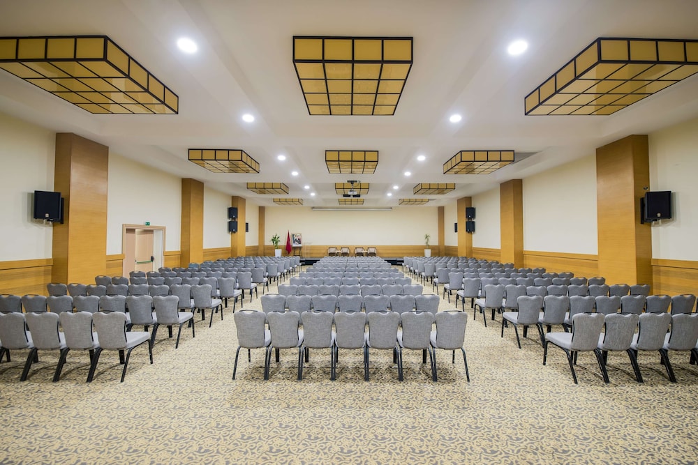 doubletree by hilton casablanca city centre