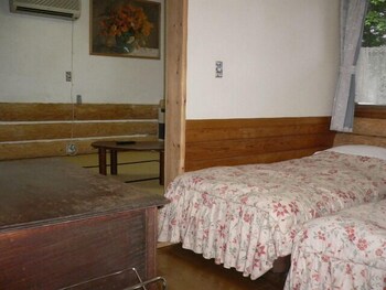 pension and log cottage hoshinoko