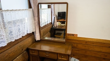 pension and log cottage hoshinoko