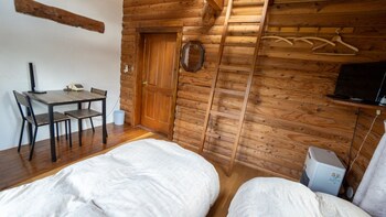 pension and log cottage hoshinoko