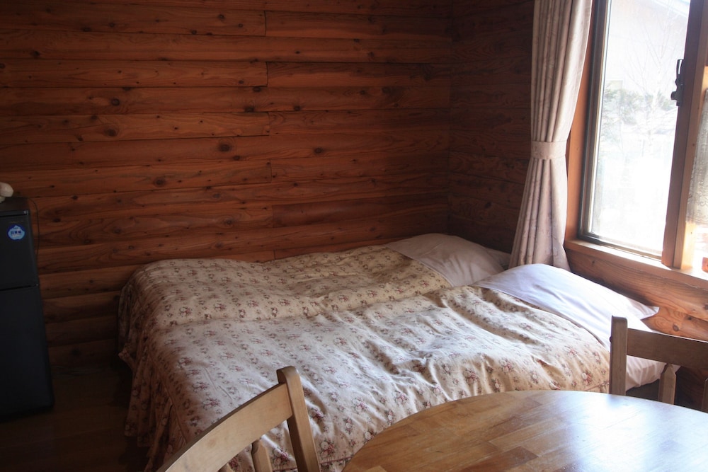 pension and log cottage hoshinoko
