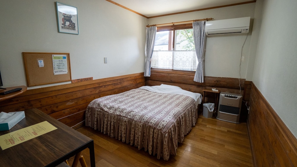 pension and log cottage hoshinoko