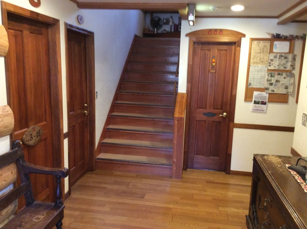 pension and log cottage hoshinoko