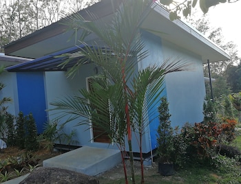 chomphu resort khaolak