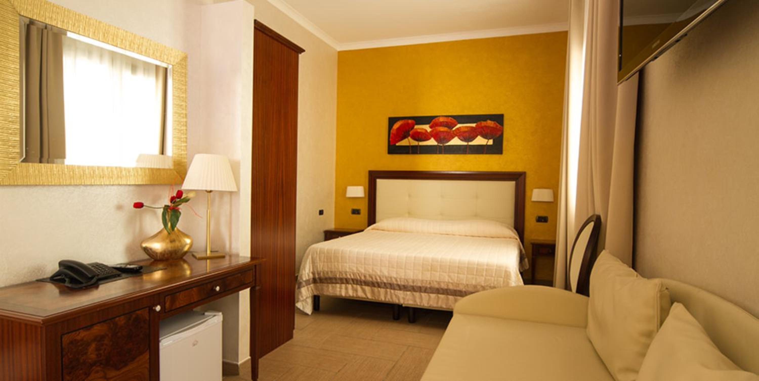 hotel flora
