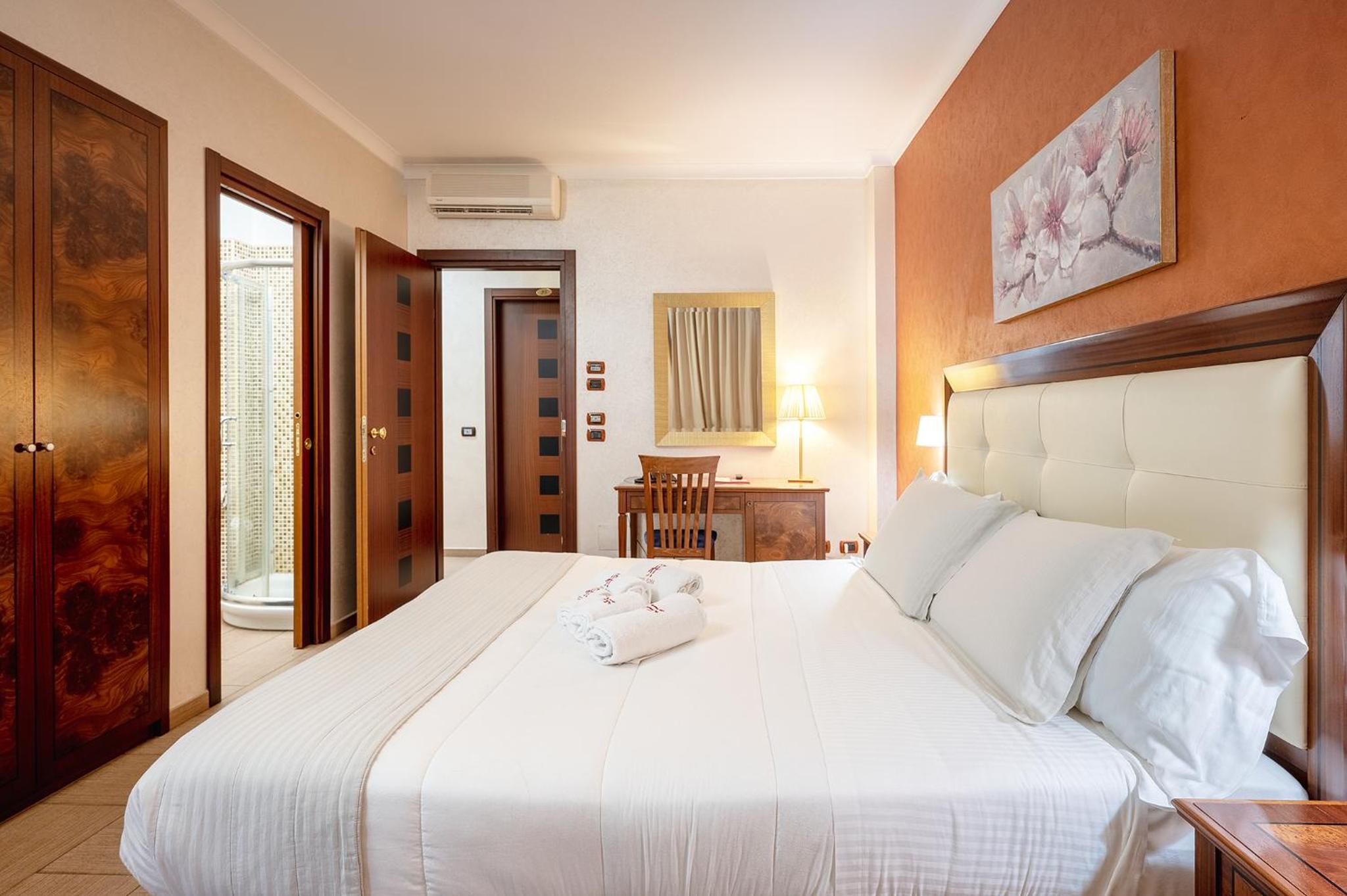 hotel flora