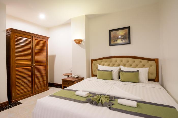 relax hotel