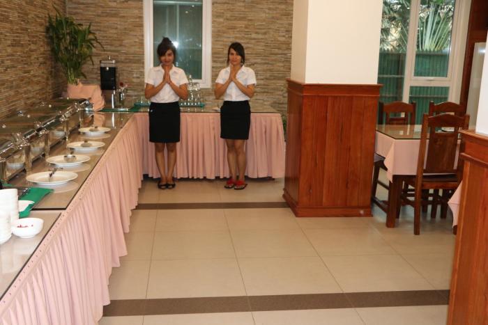 relax hotel