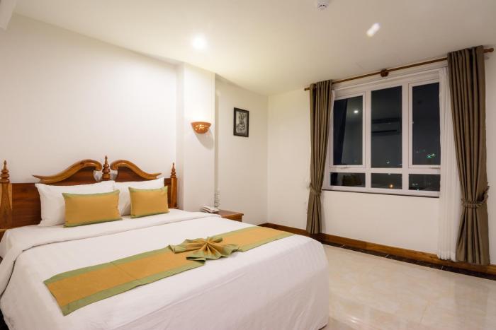 relax hotel