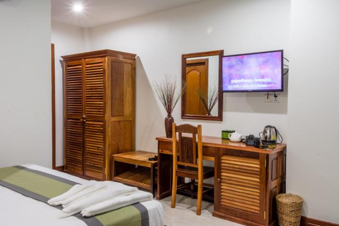 relax hotel