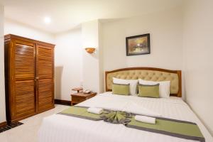 relax hotel