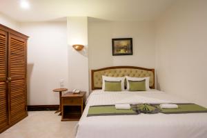 relax hotel