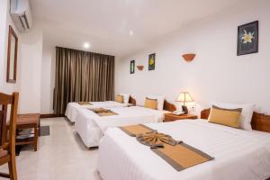 relax hotel