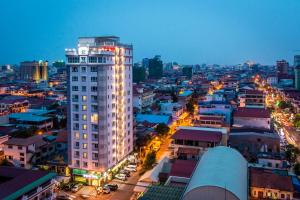 relax hotel