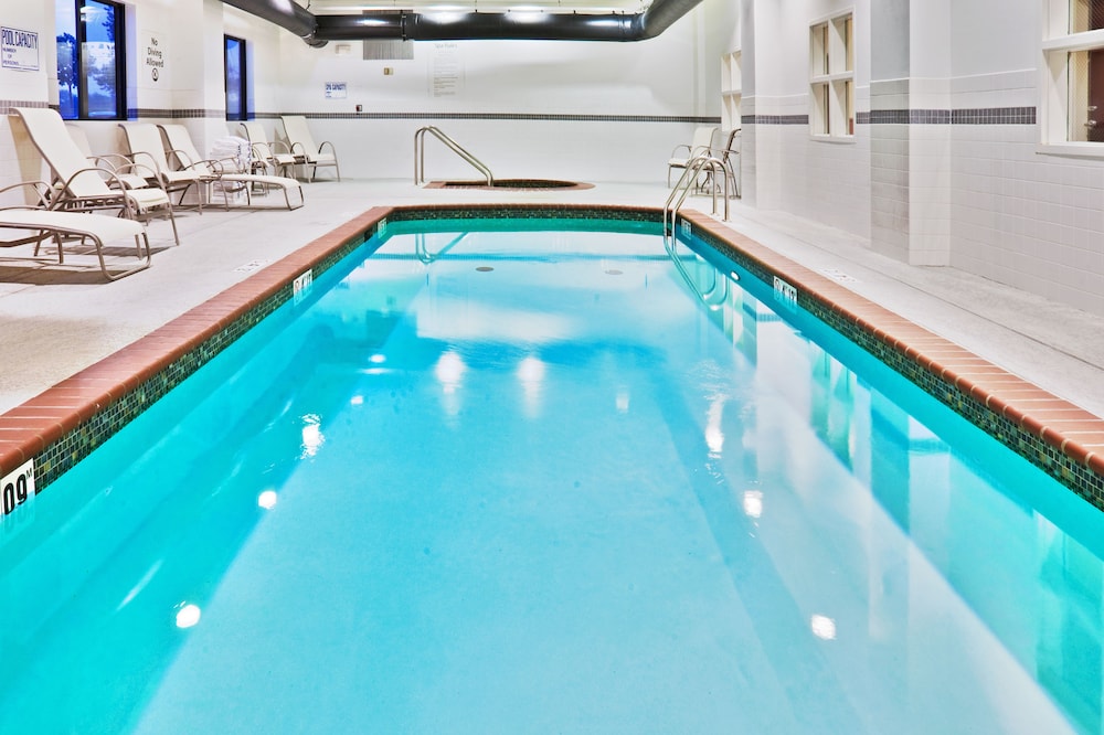 holiday inn express hotel and suites bartlesville by ihg