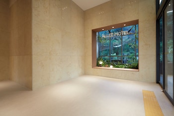 allee hotel