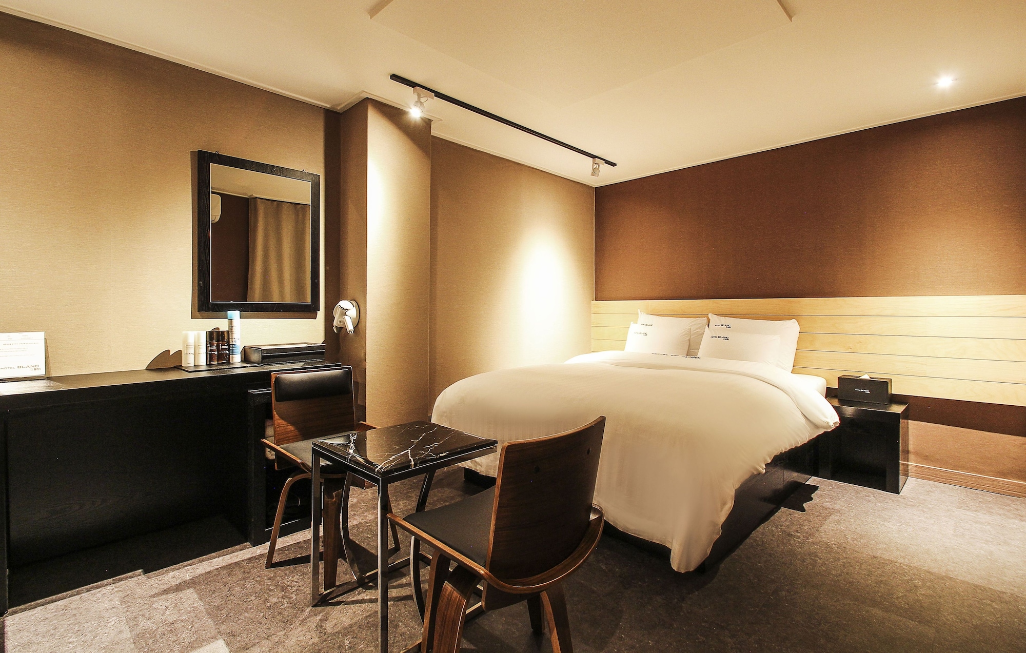 blanc hotel gangnam