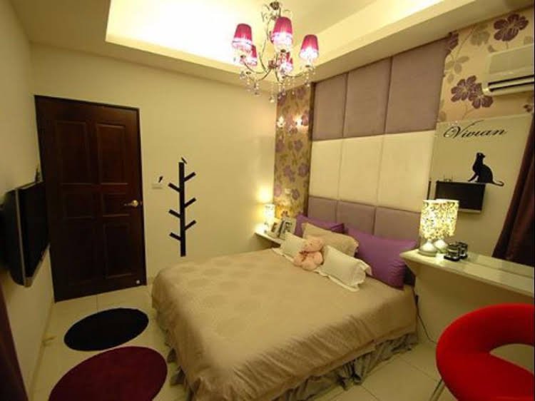 paris cafe hostel
