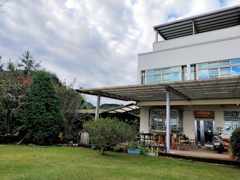 pu su bed and breakfast