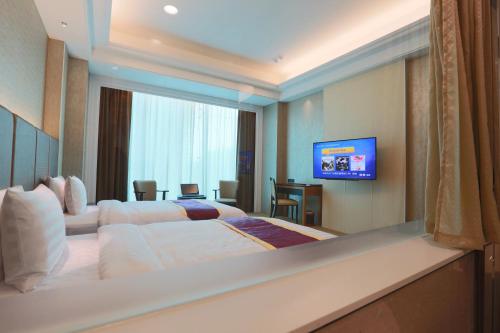 happiness inn xinzhuang