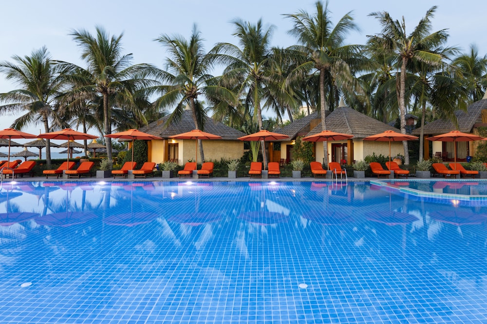 terracotta resort and spa