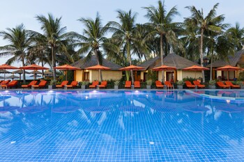 terracotta resort and spa