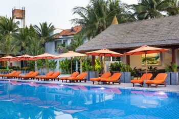 terracotta resort and spa