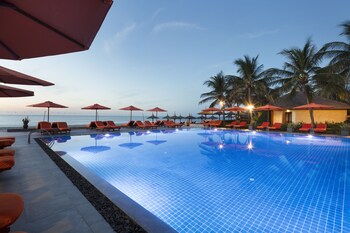 terracotta resort and spa