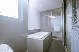 check inn taichung liming