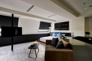 check inn taichung liming