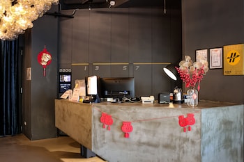 check inn taichung liming