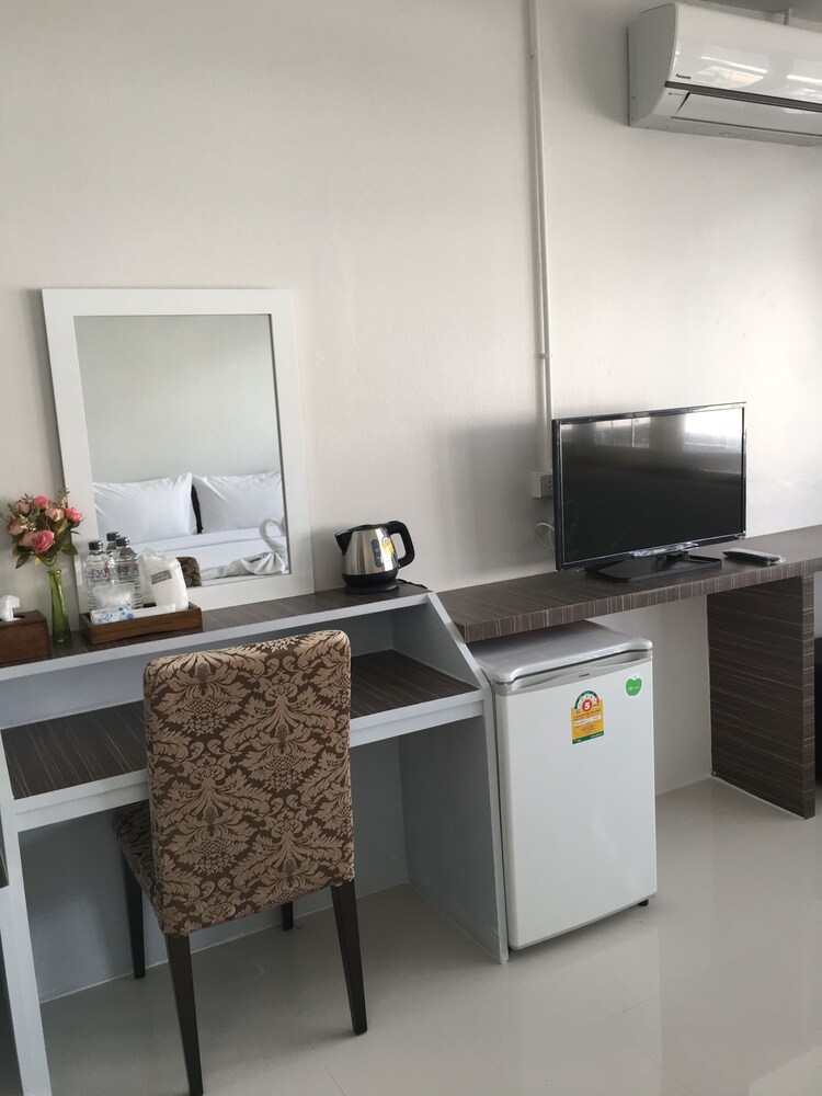 the train hotel hatyai