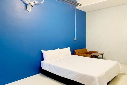 snug nine inn