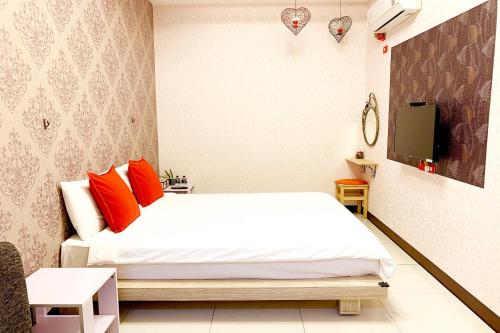 snug nine inn