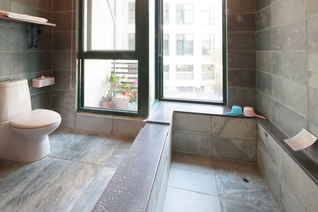 quan jia hot spring bandb