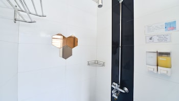 river city inn hostel