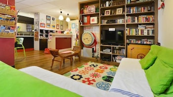 river city inn hostel