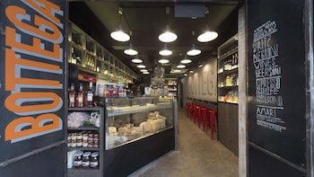 river city inn hostel