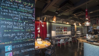 river city inn hostel