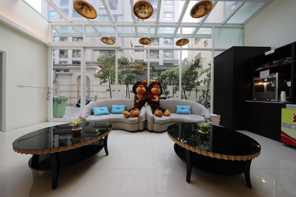 m hotel