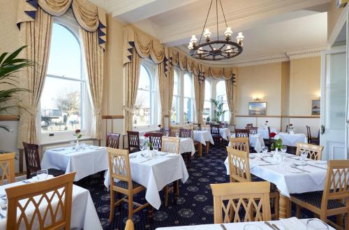 royal esplanade hotel