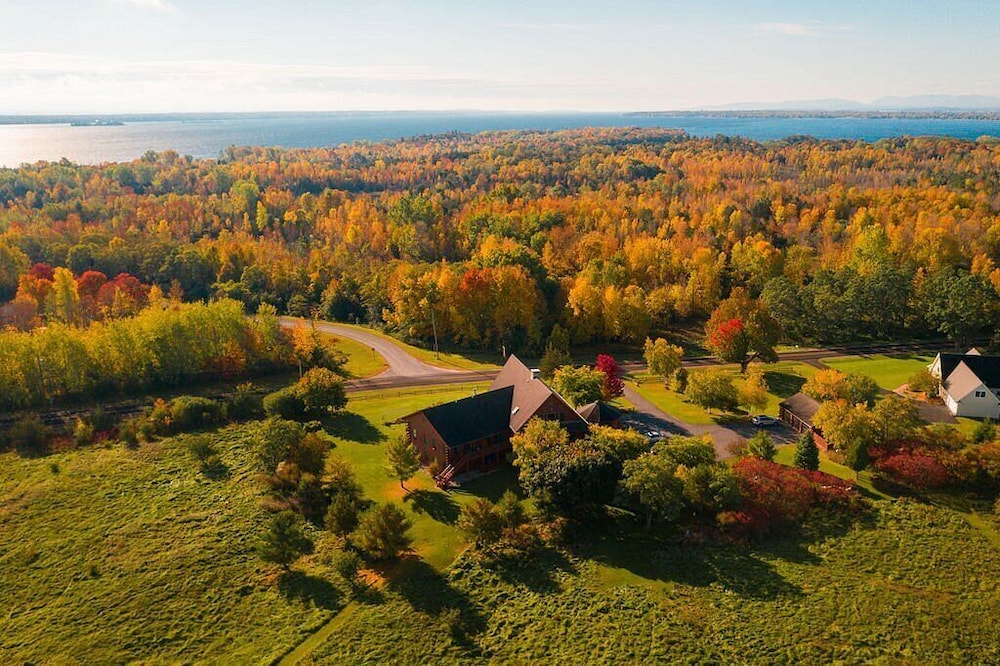 point au roche lodge