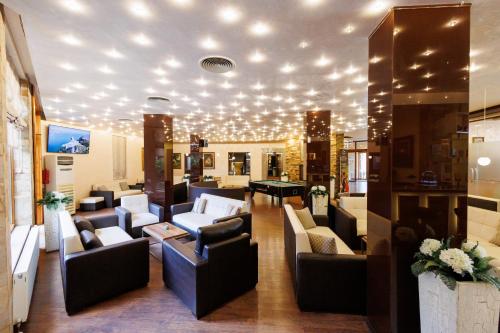green wood hotel and spa