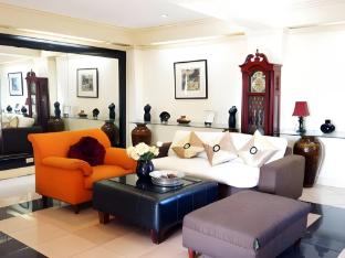 stone house hotel quezon city