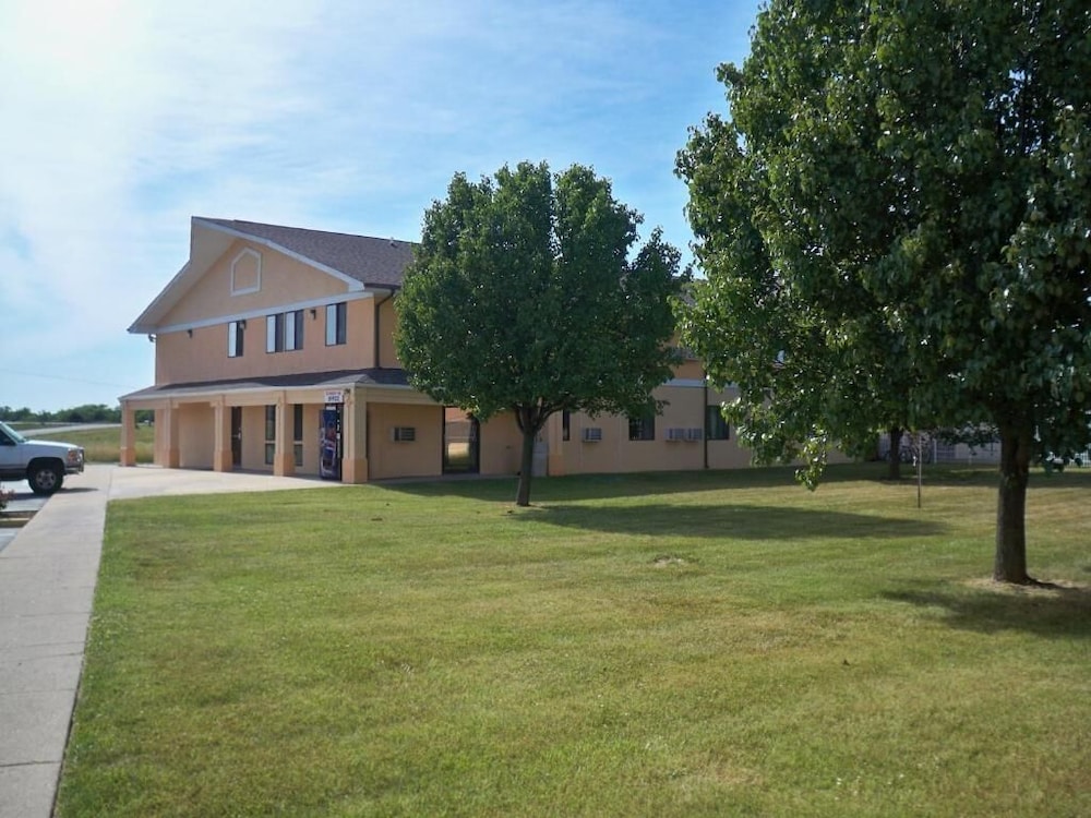 economy inn wentzville