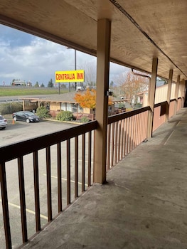 centralia inn